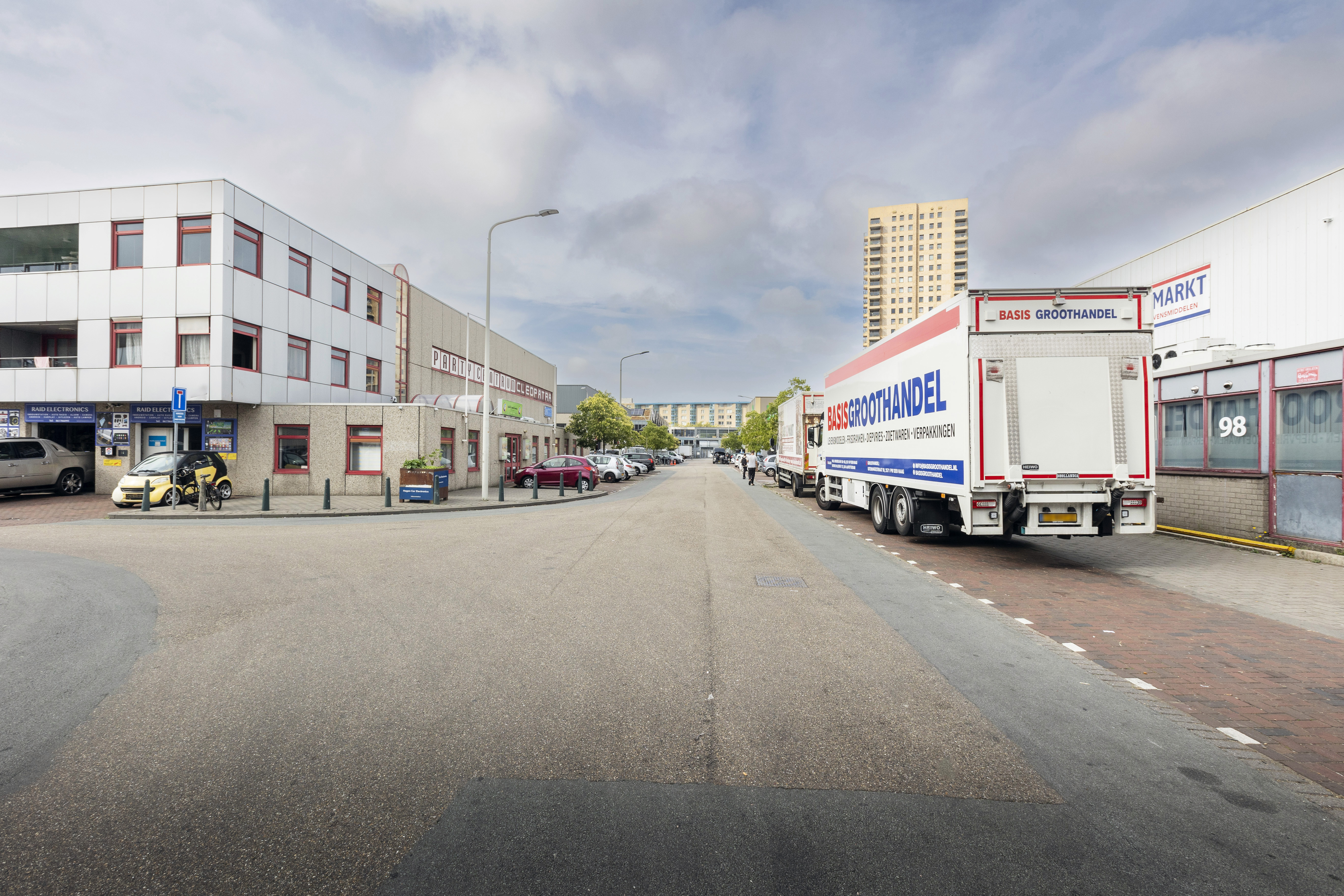 Uitenhagestraat in Den Haag, waar WarmtelinQ werkt